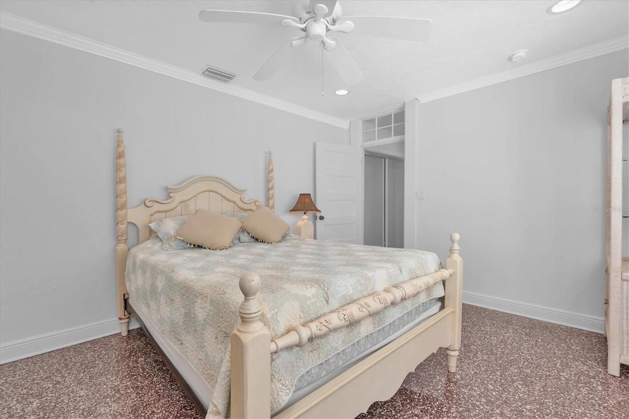 Listing Photo 43