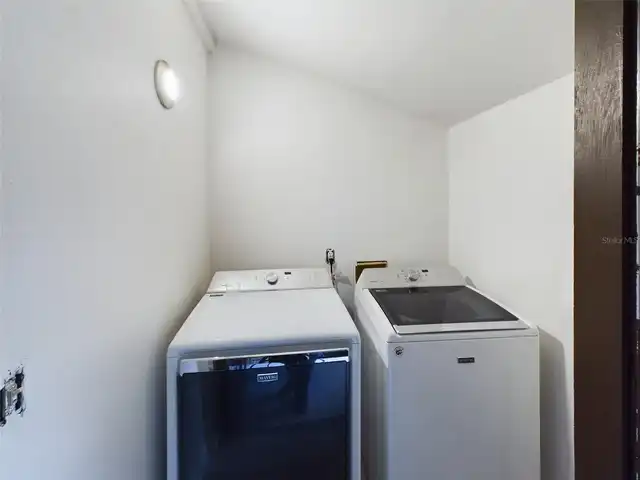 Listing Photo 17