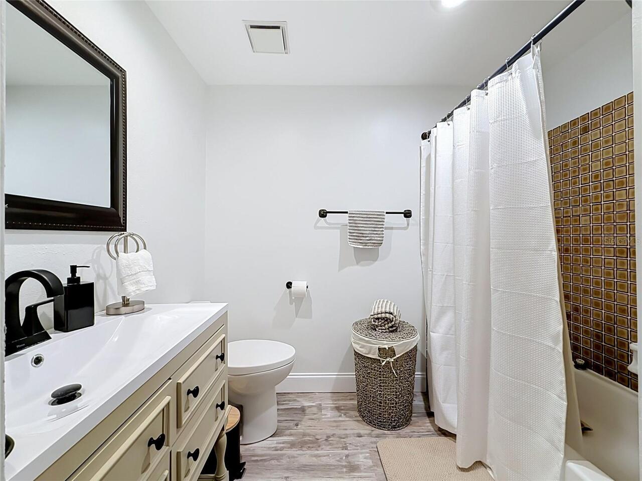 Listing Photo 57