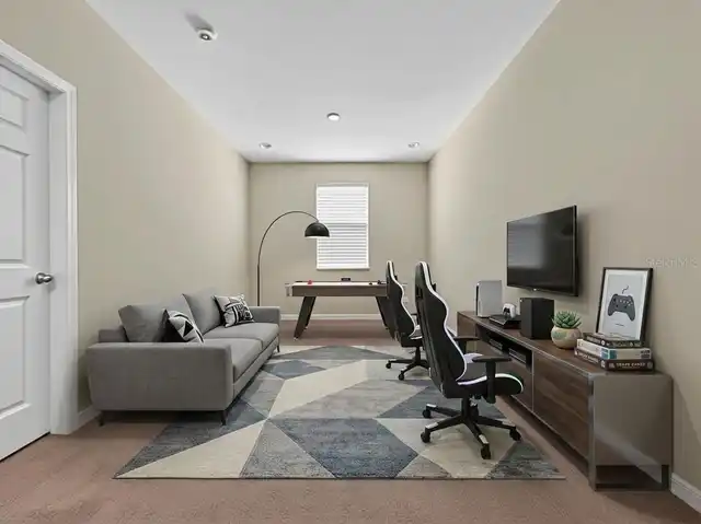 Listing Photo 17