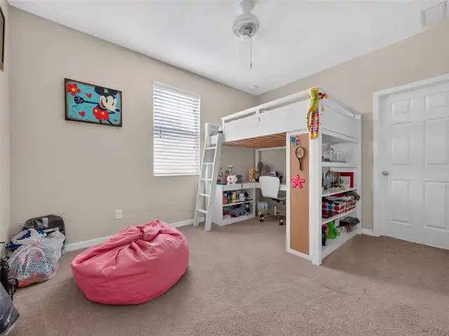 Listing Photo 18