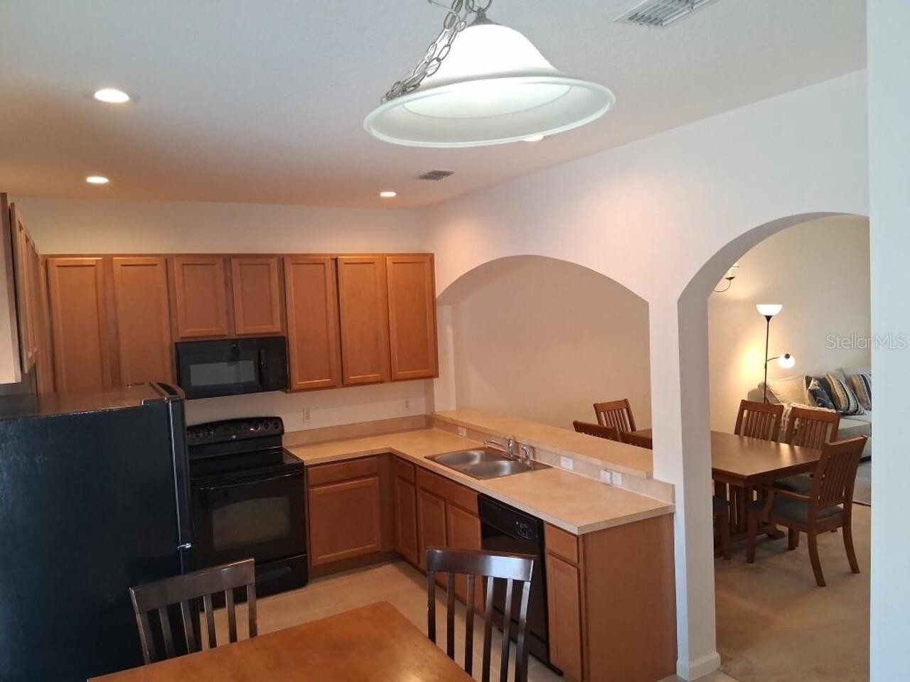 Listing Photo 11