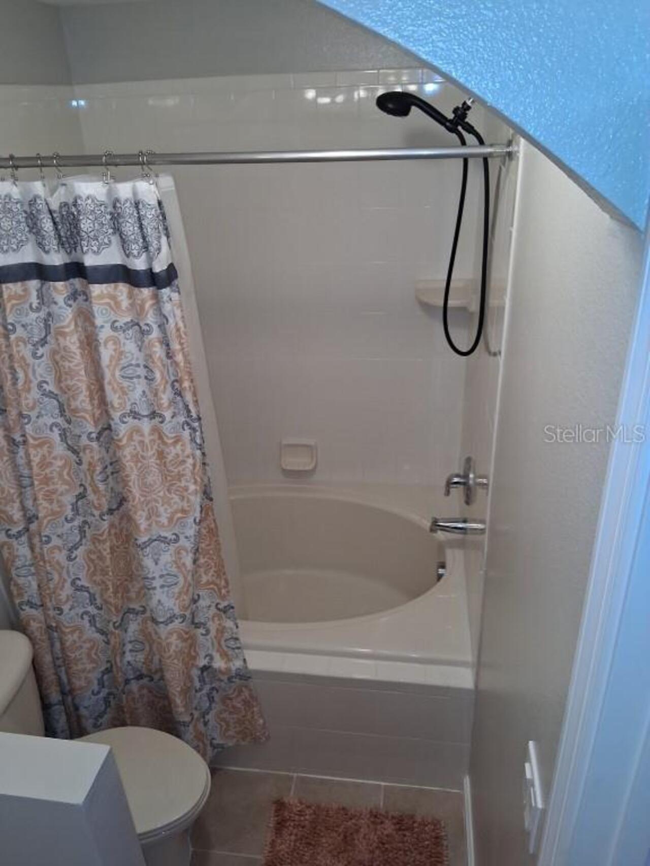 Listing Photo 18