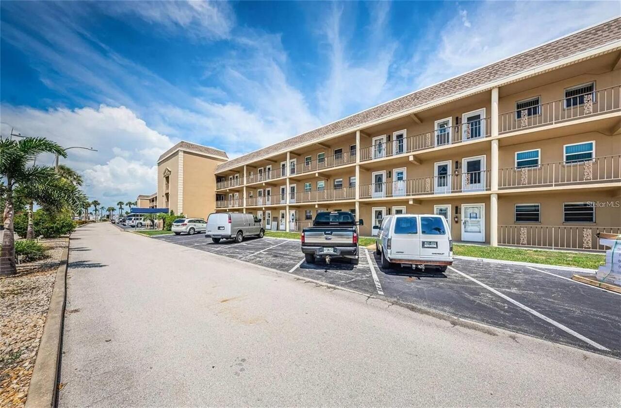Listing Photo 22