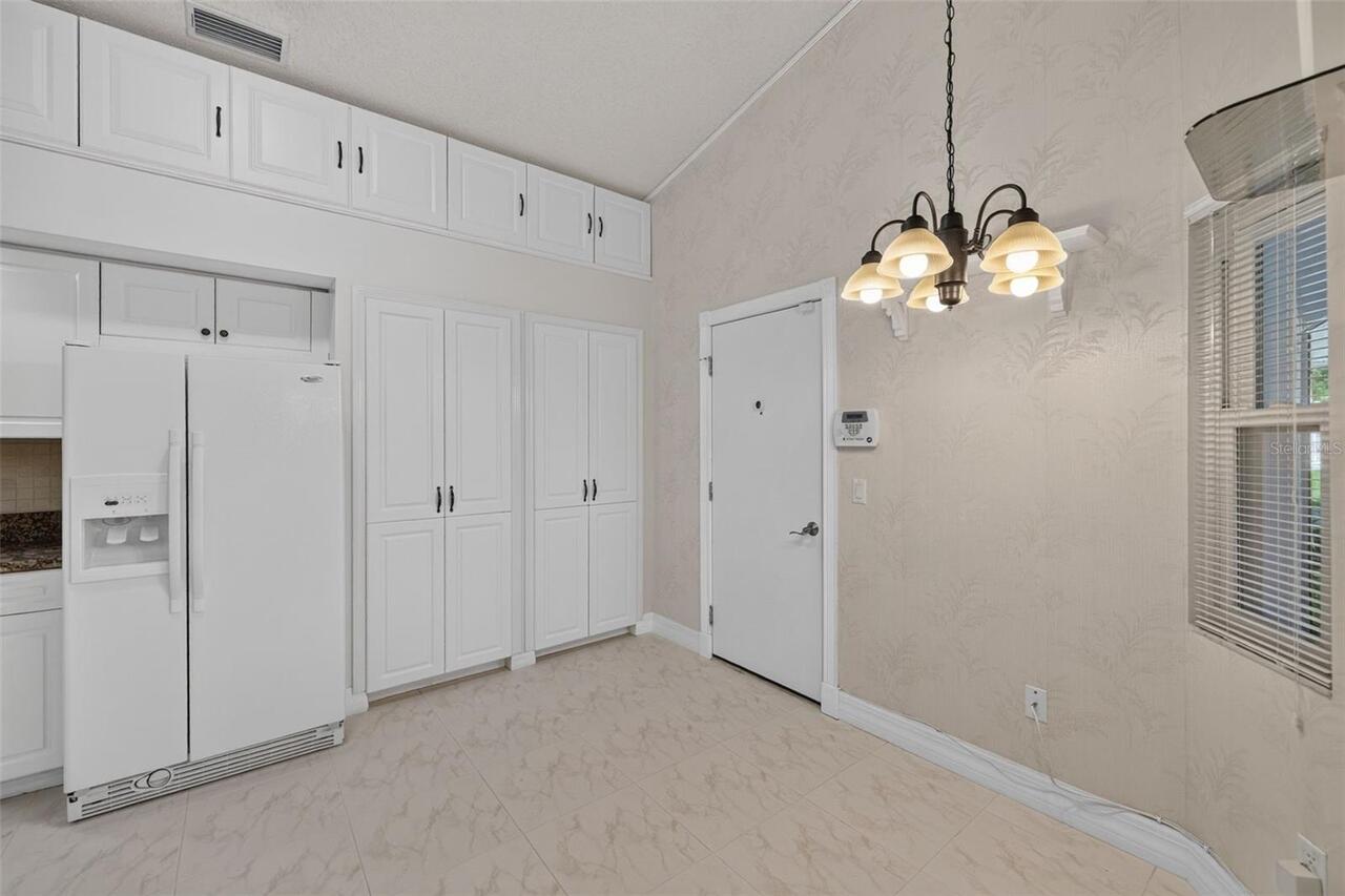 Listing Photo 17