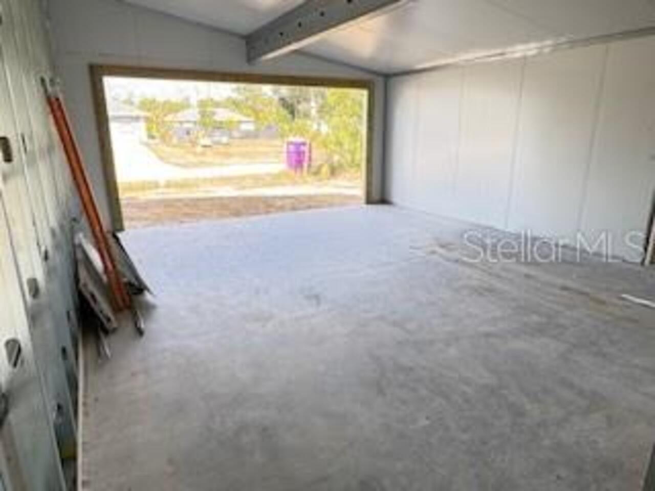 Listing Photo 9