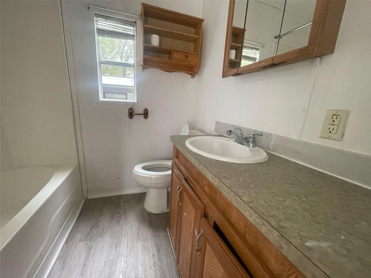 Listing Photo 15