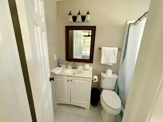 Listing Photo 9
