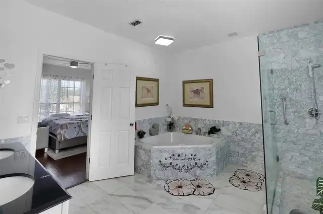 Listing Photo 23