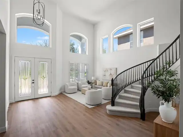 Listing Photo 18
