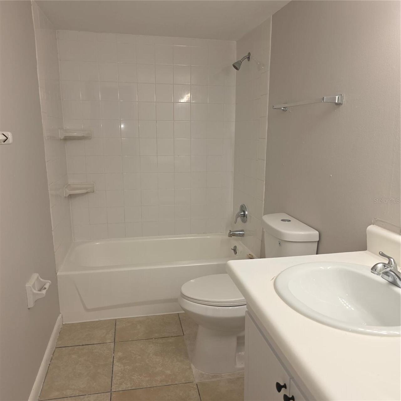 Listing Photo 11