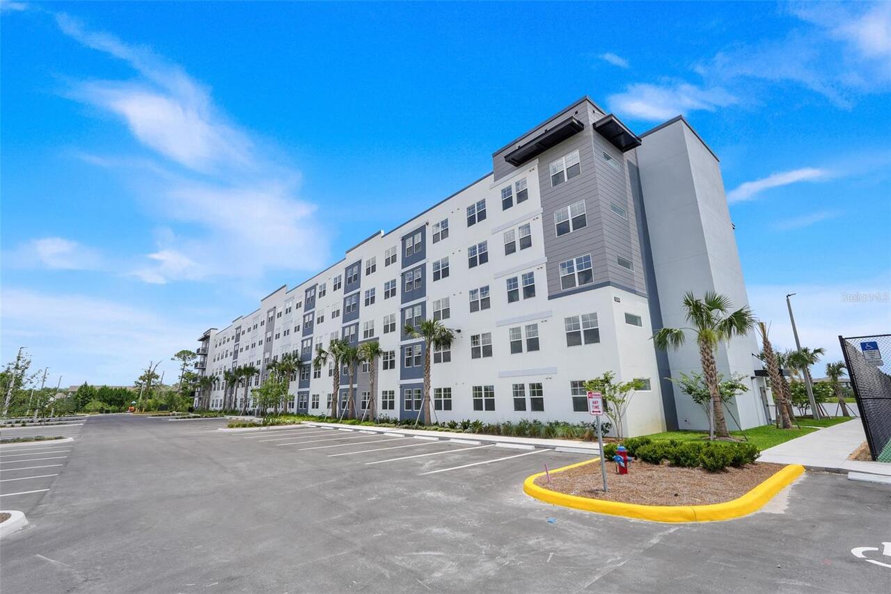 Listing Photo 6
