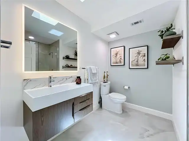 Listing Photo 16