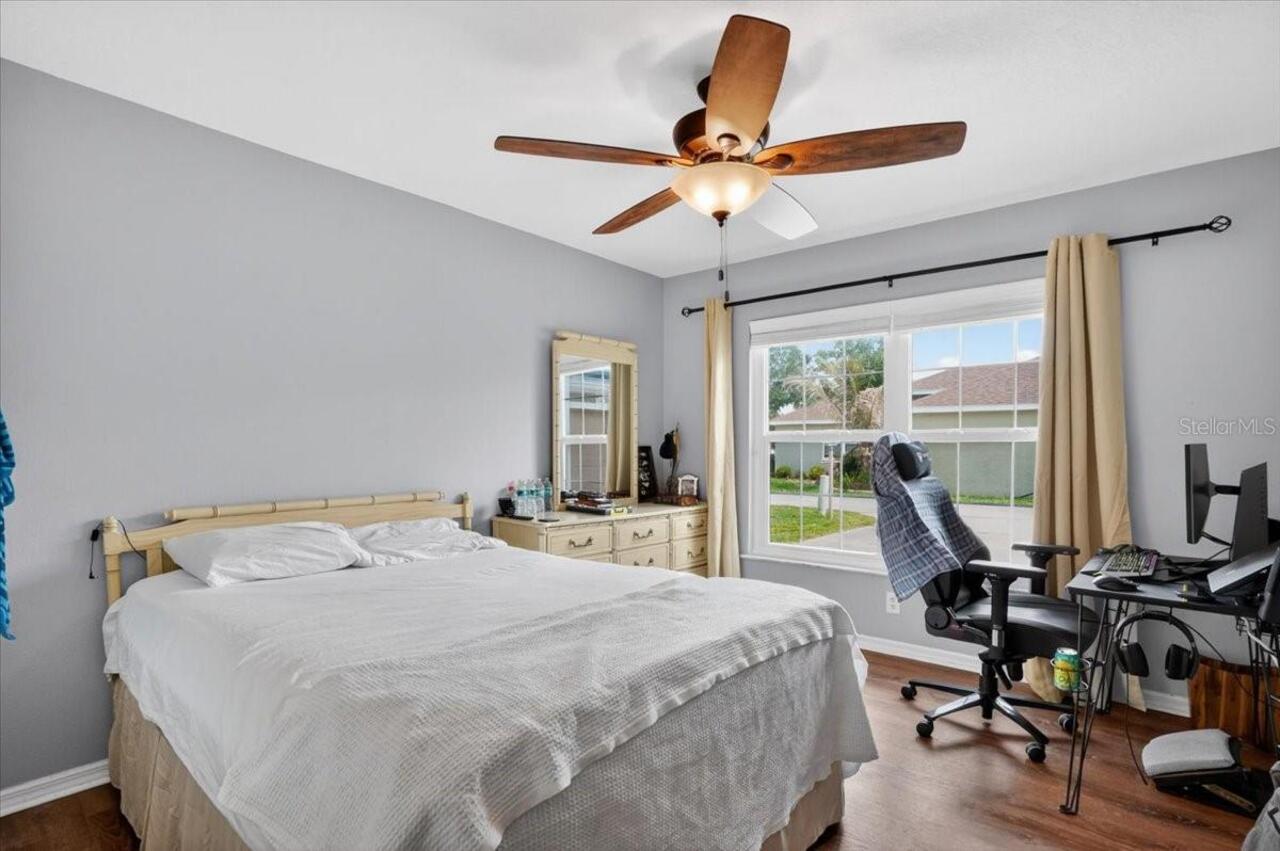 Listing Photo 17