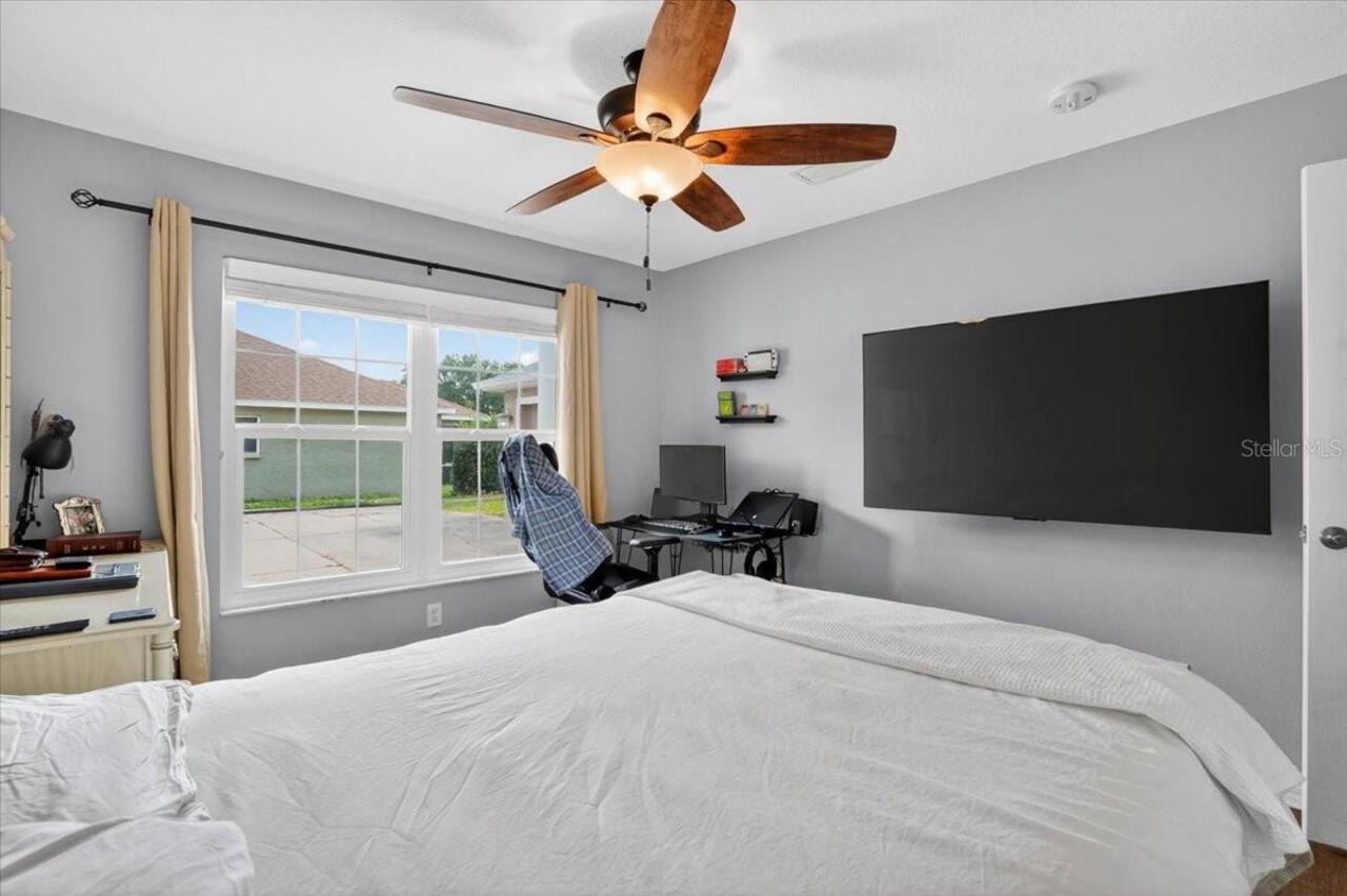 Listing Photo 18