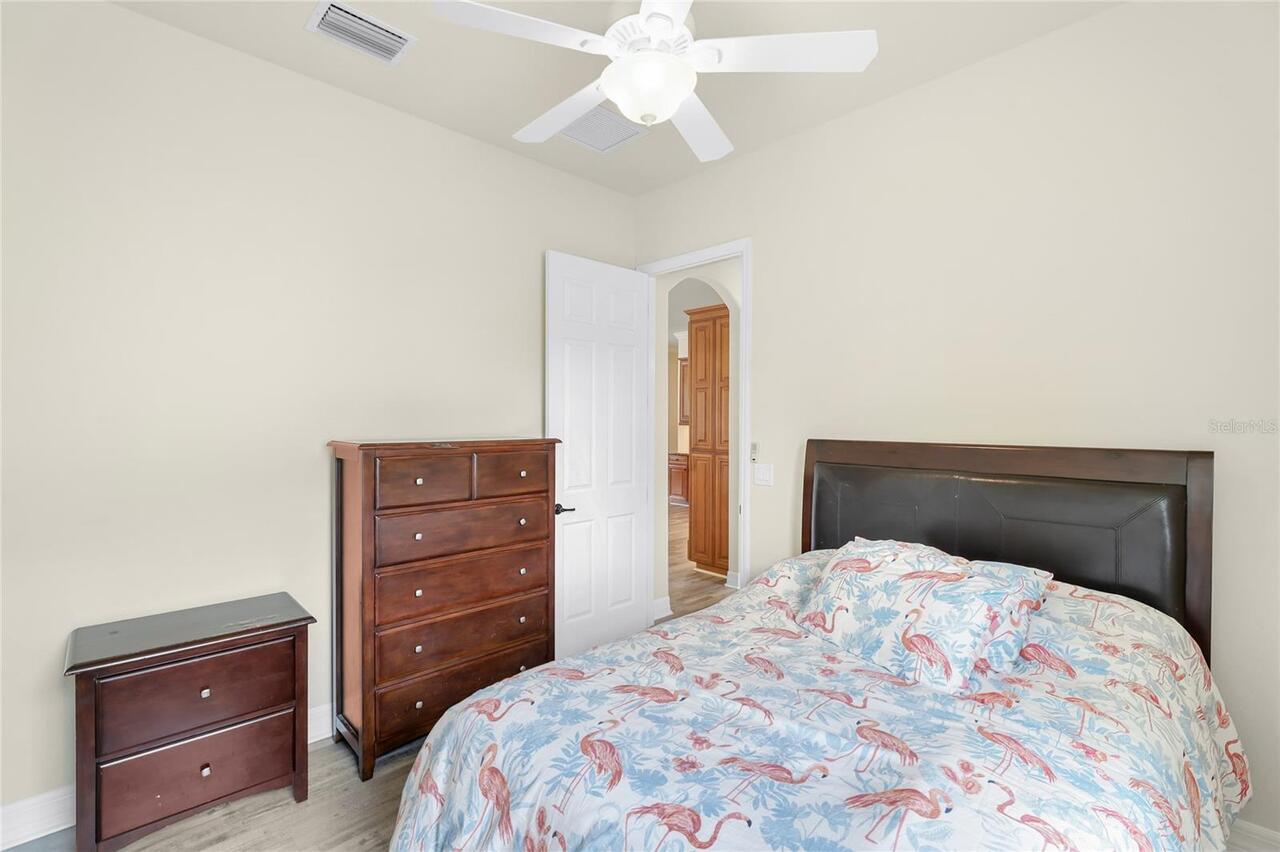 Listing Photo 28