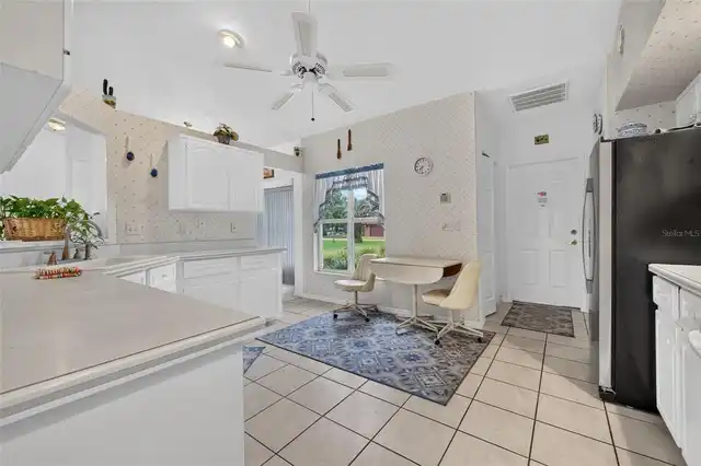Listing Photo 15