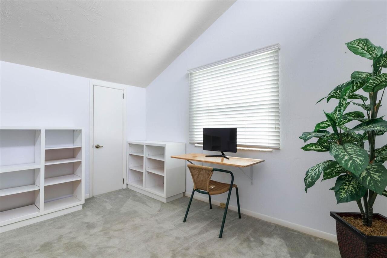 Listing Photo 22