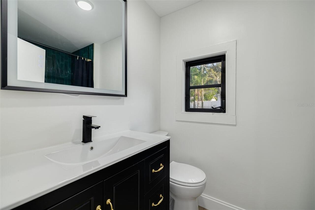 Listing Photo 25