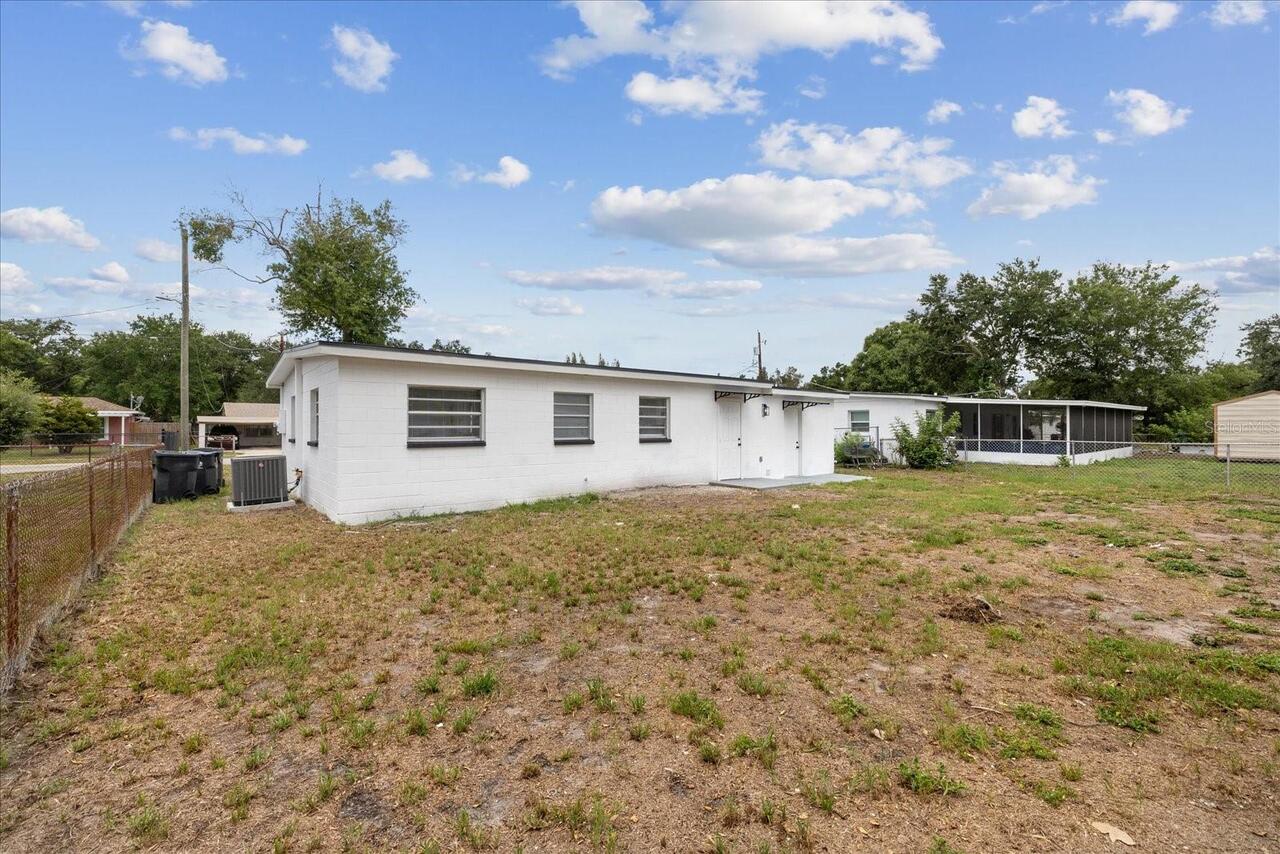 Listing Photo 9