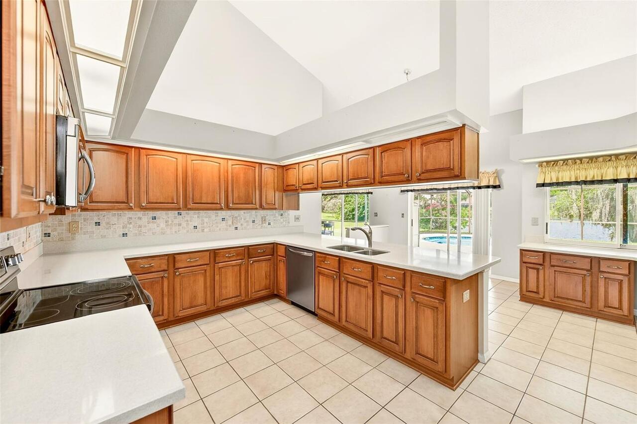 Listing Photo 6