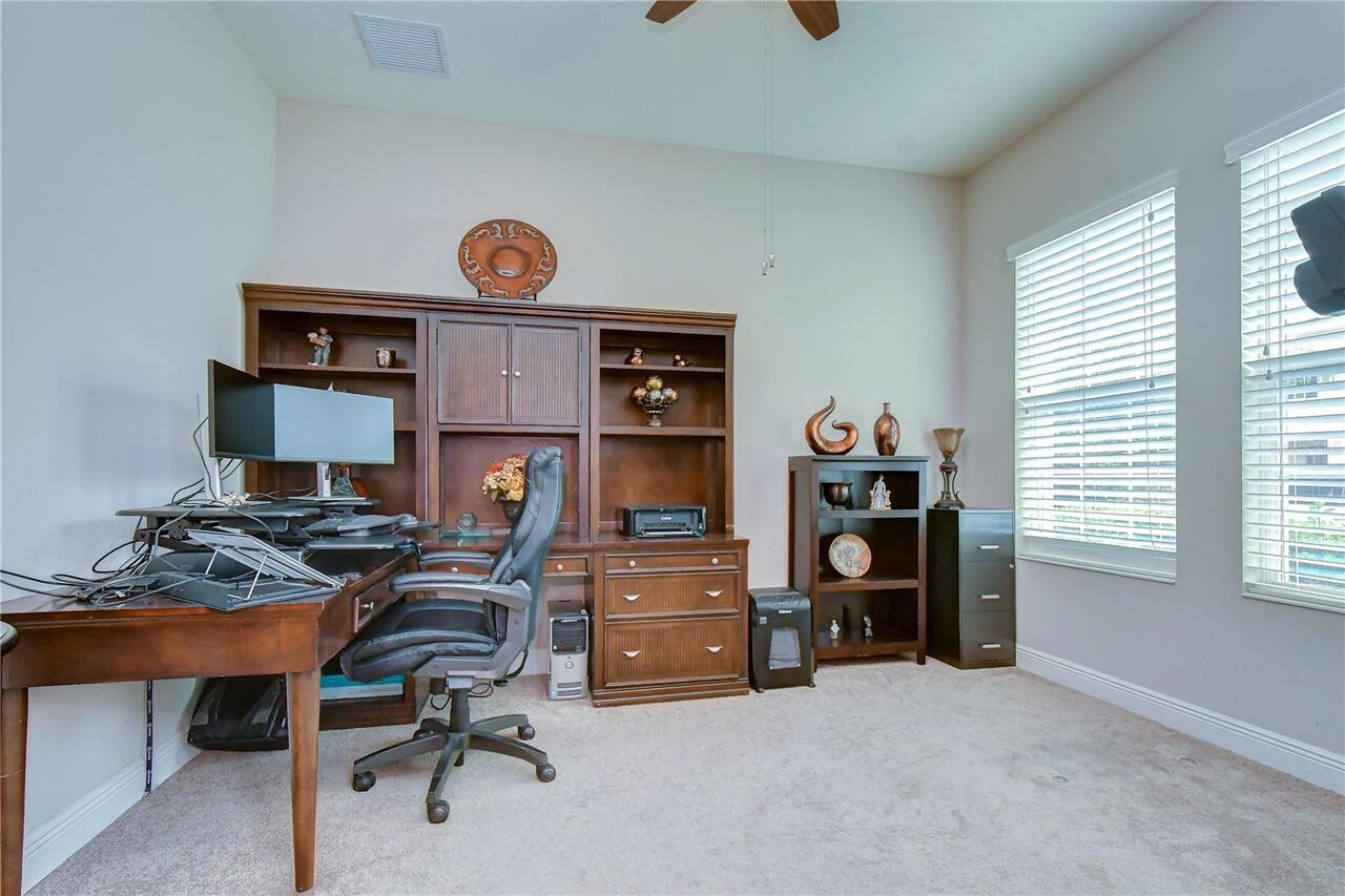 Listing Photo 9