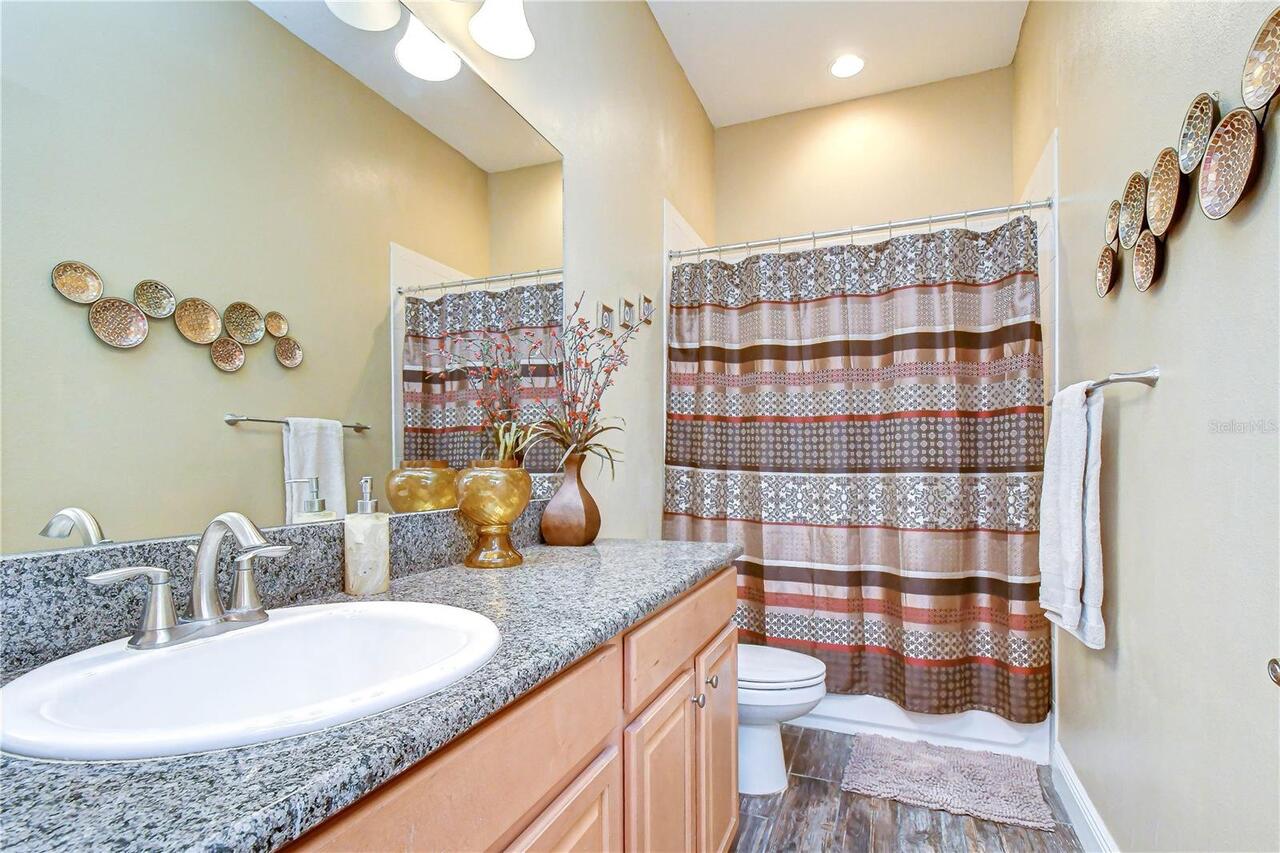 Listing Photo 28