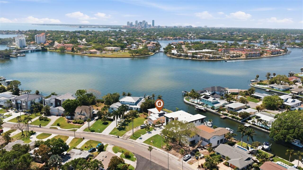 St Petersburg Real Estate