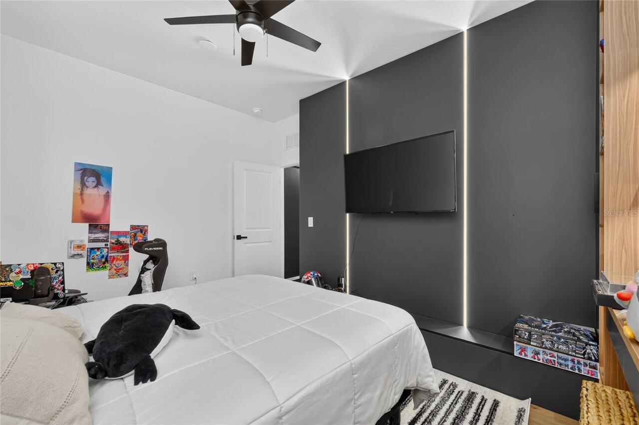 Listing Photo 14