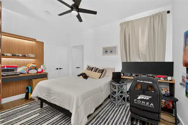 Listing Photo 15