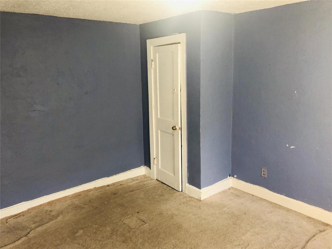 Listing Photo 9