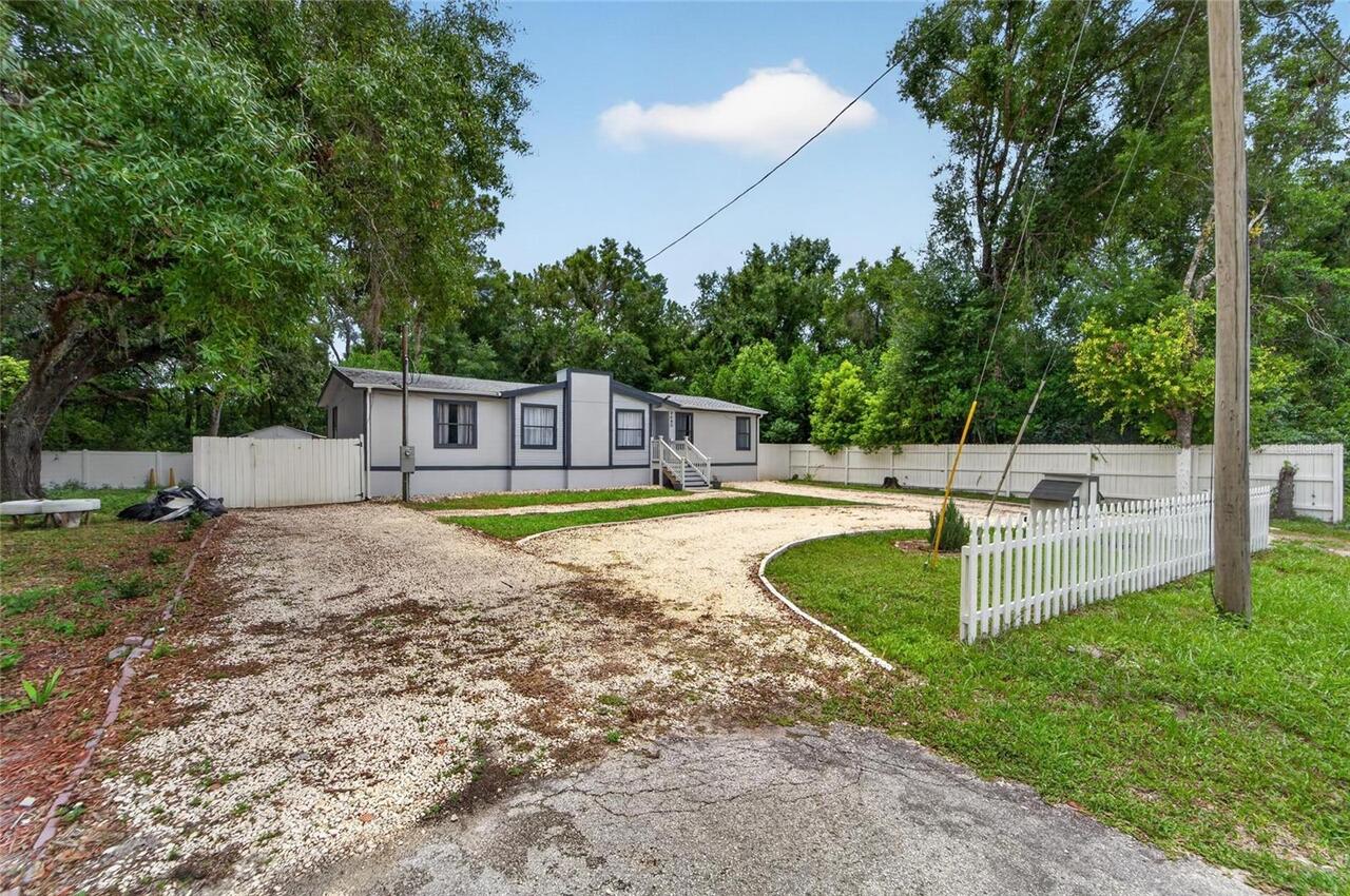 Listing Photo 7
