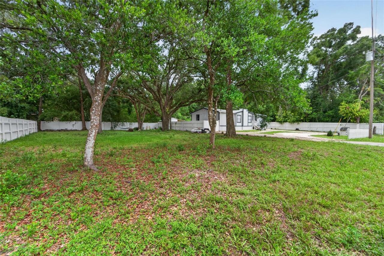 Listing Photo 10