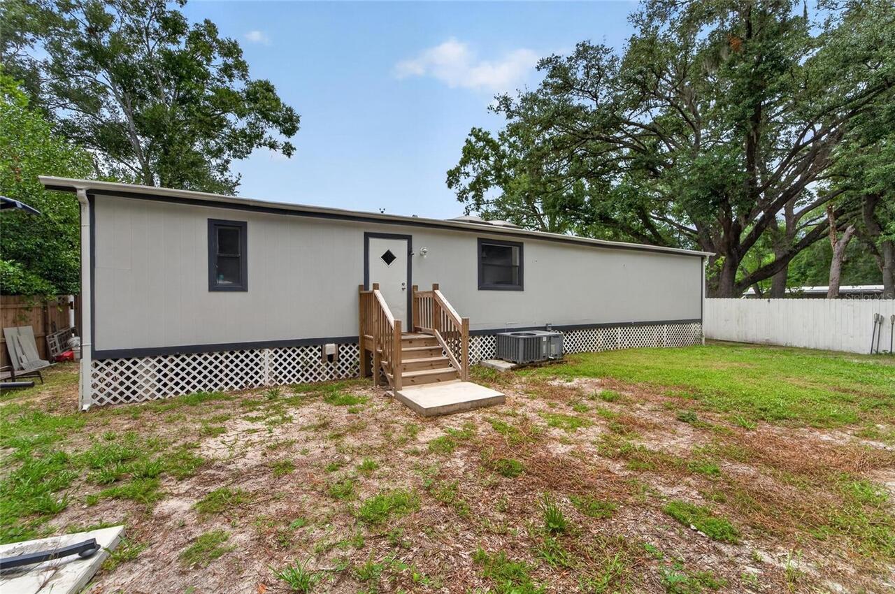 Listing Photo 17