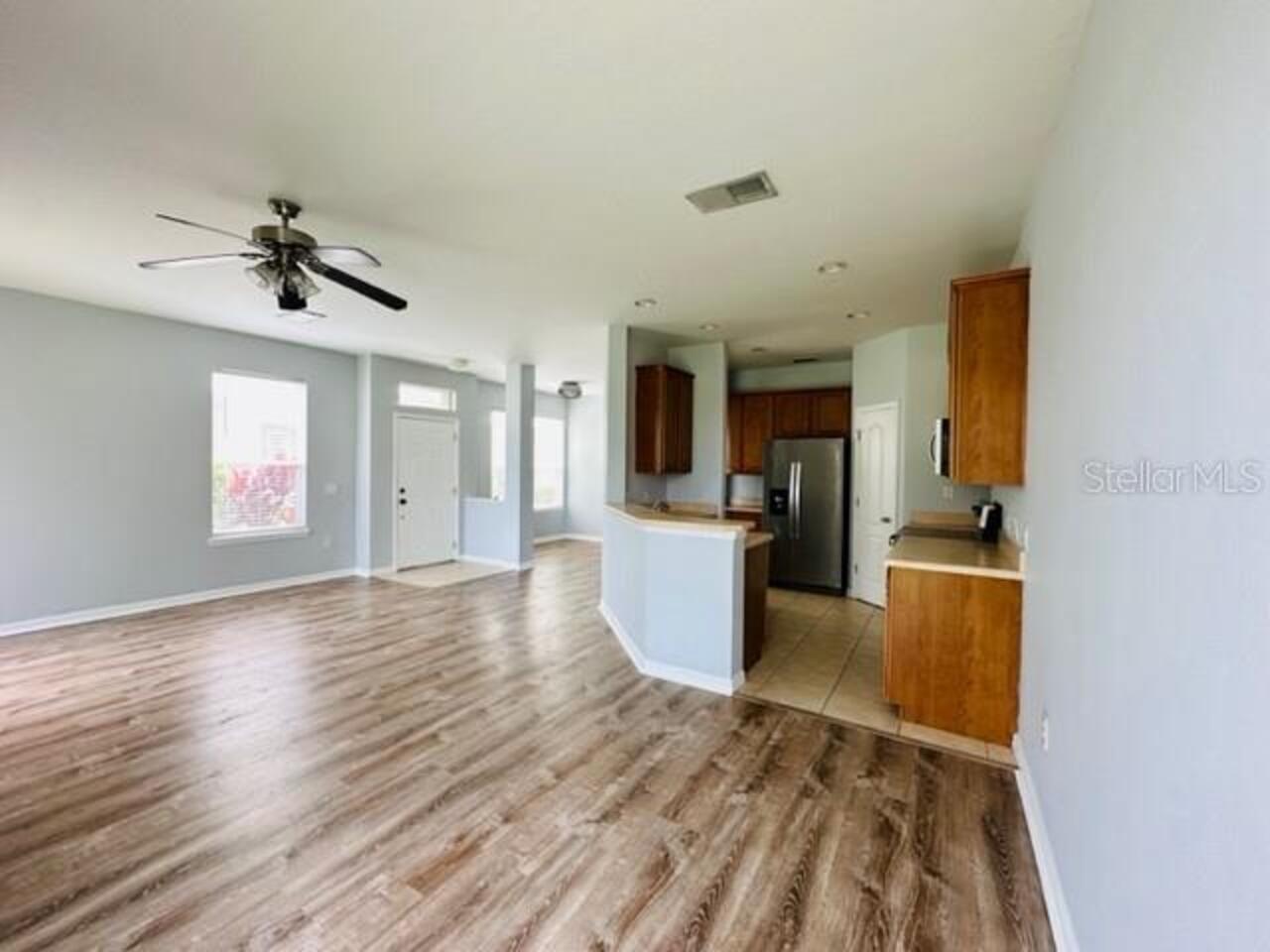 Listing Photo 8