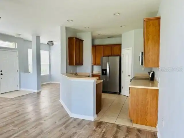 Listing Photo 9