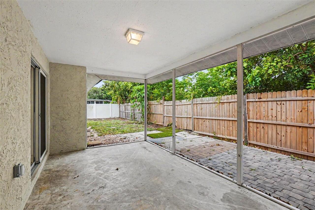 Listing Photo 14