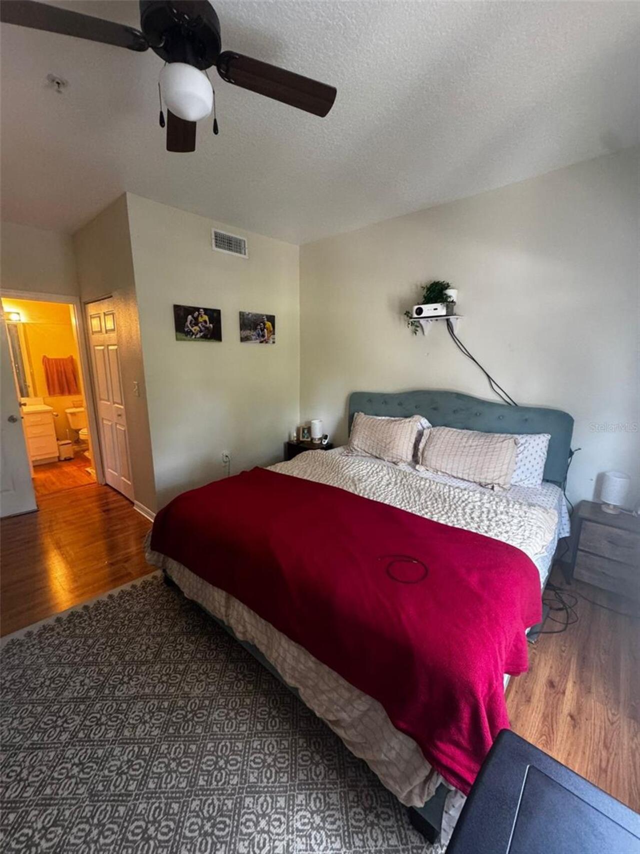 Listing Photo 10