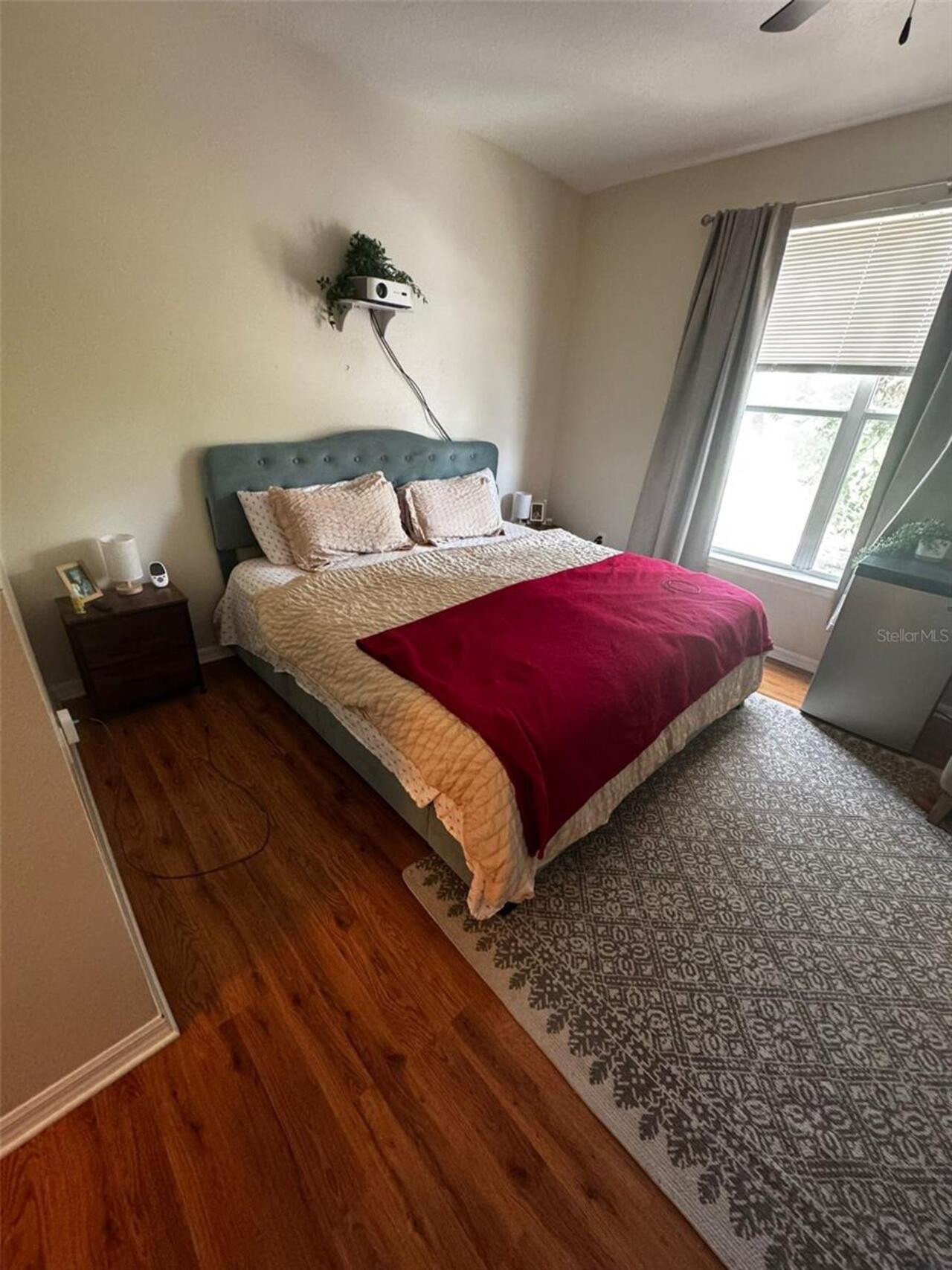 Listing Photo 11