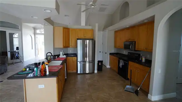 Listing Photo 9