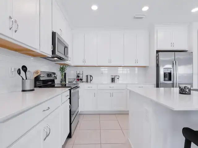 Listing Photo 13
