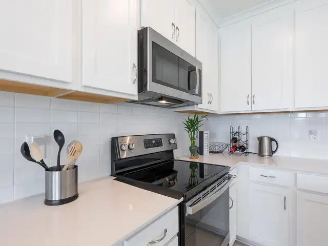 Listing Photo 14