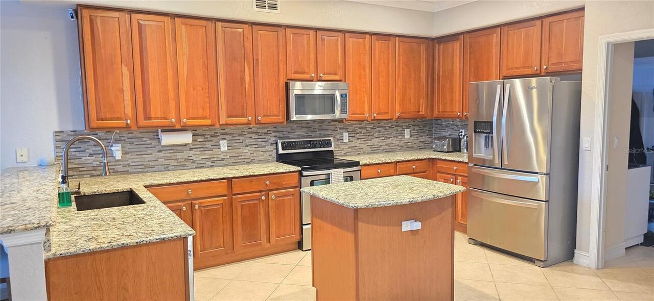 Listing Photo 7
