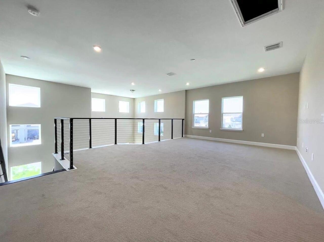 Listing Photo 14