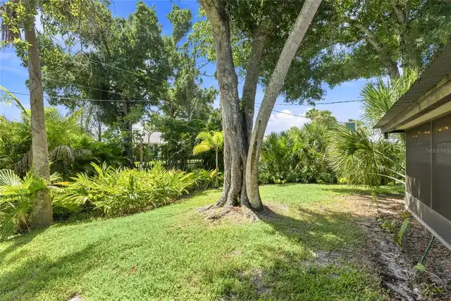 Listing Photo 28