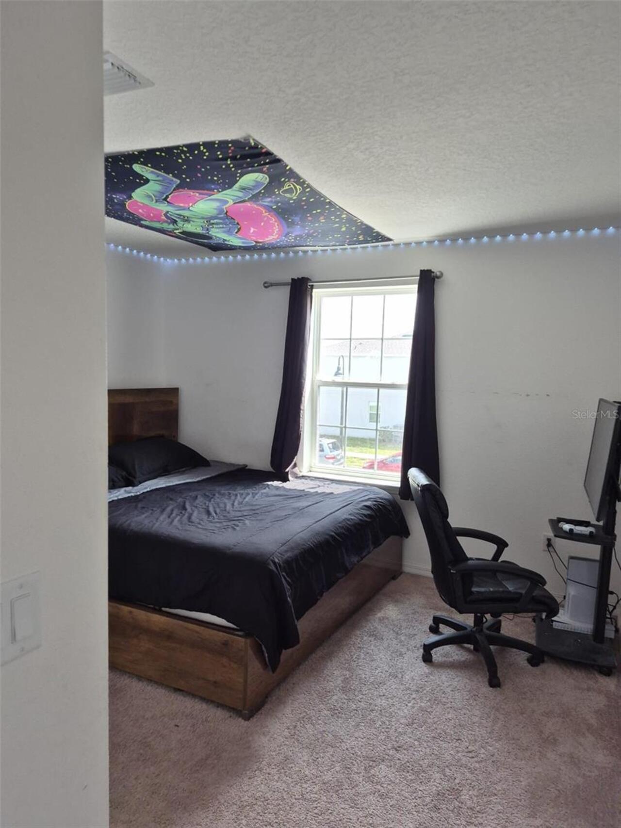 Listing Photo 17