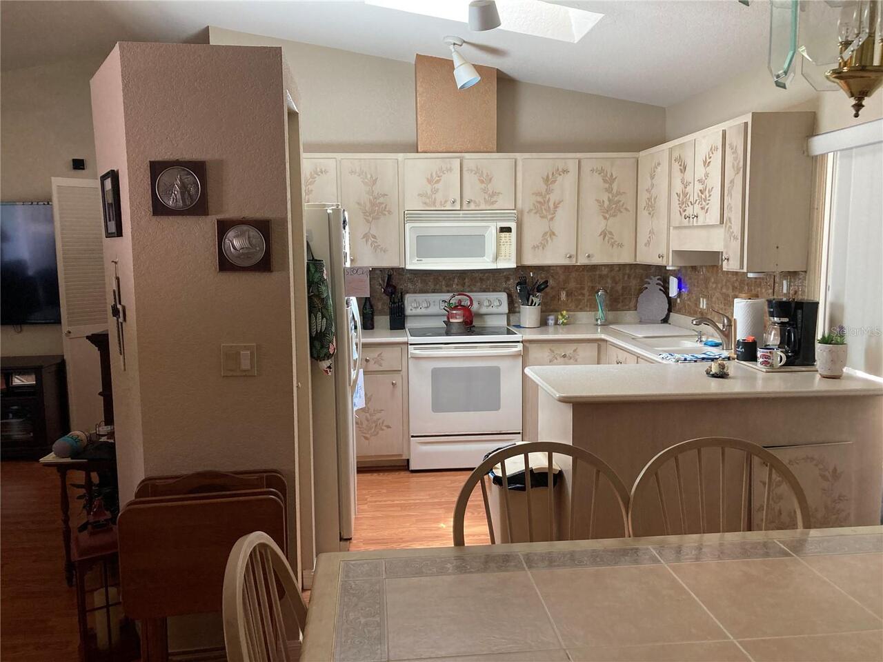 Listing Photo 5