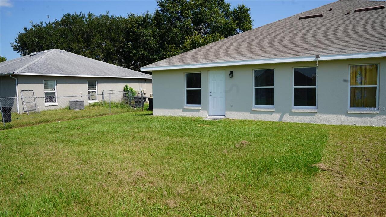 Listing Photo 11