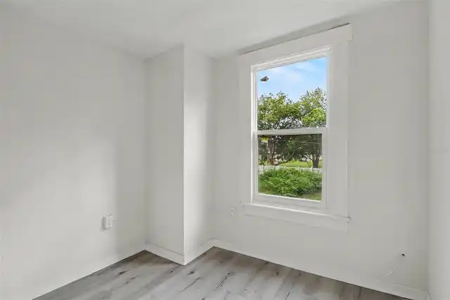 Listing Photo 20