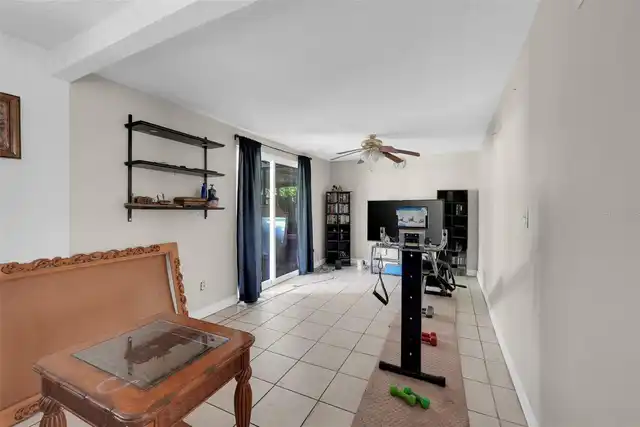 Listing Photo 12